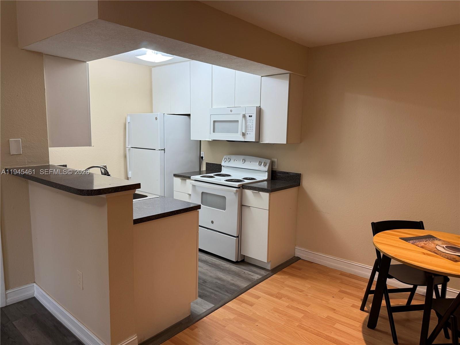 BISCAYNE BEACH CLUB CONDO - Residential