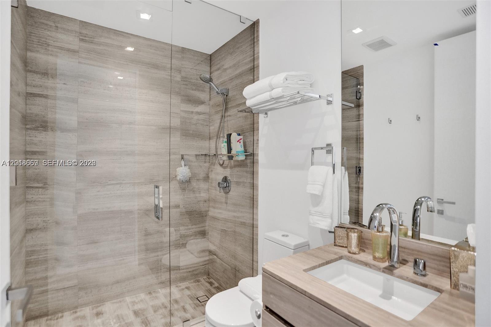 18975 COLLINS CONDO - Residential