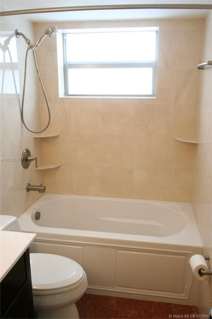 Michigan West Condo - Residential Lease