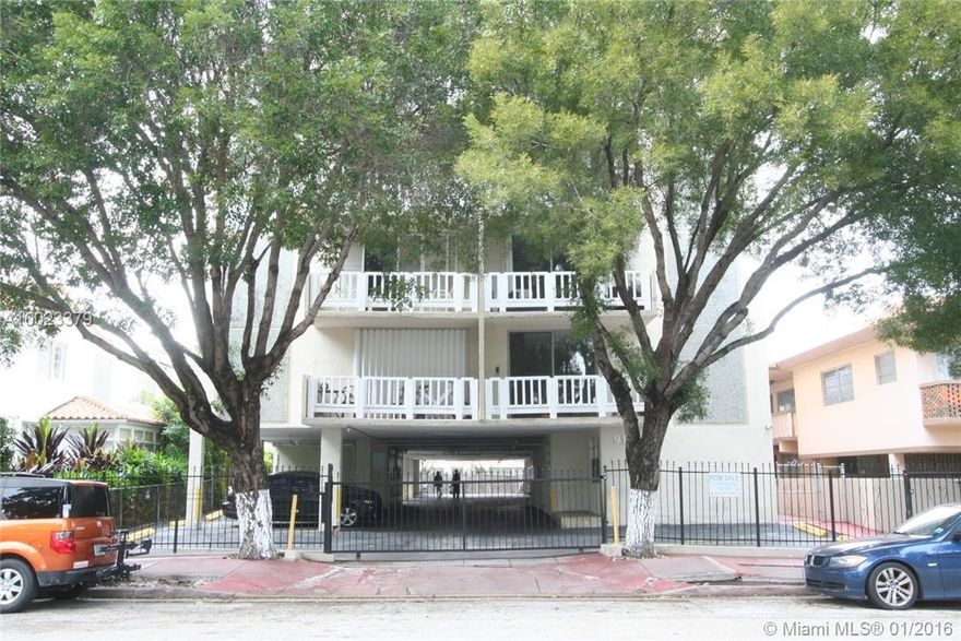 PERFECT LOCATION! ROLL OUT OF BED TO WHOLE FOODS, OLIVERS, LINCOLN ROAD, FLAMINGO PARK OR THE BEACH! FEATURING ASSIGNED, GATED PARKING, ALL TILE FLOORS, IMPACT WINDOWS, GREAT STORAGE, HUGE CLOSETS AND BIG PRIVATE BALCONY. BEAUTIFUL TREE-LINED STREET .. EASY TO SHOW, CALL L/A