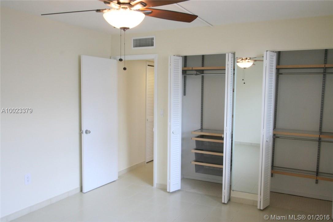 Michigan West Condo - Residential Lease