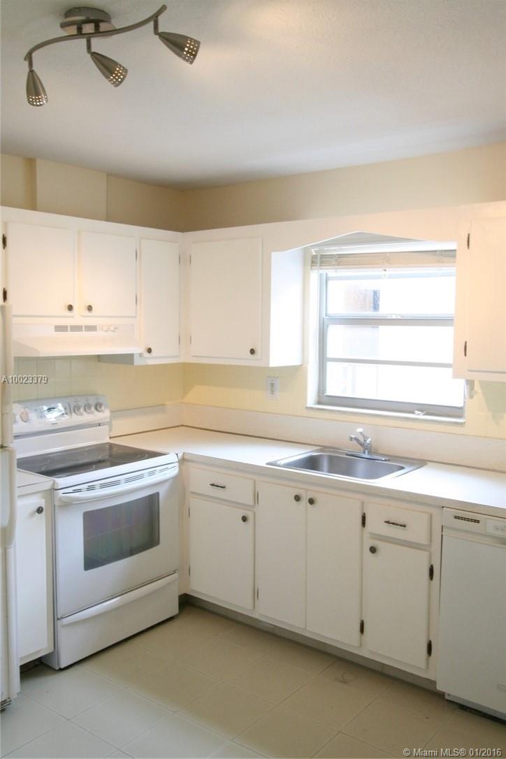 Michigan West Condo - Residential Lease