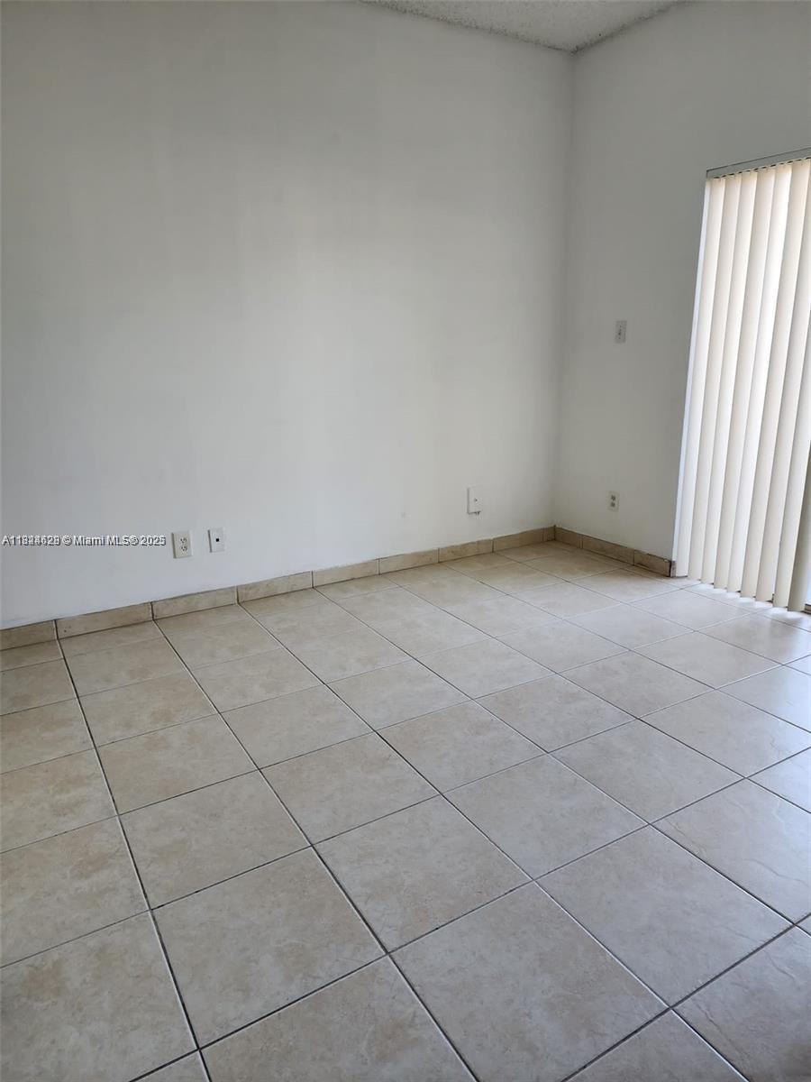660 Cypress Club Way F11