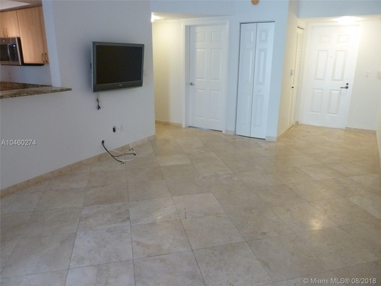 THE COURTS AT SOUTH BEACH - Residential Lease