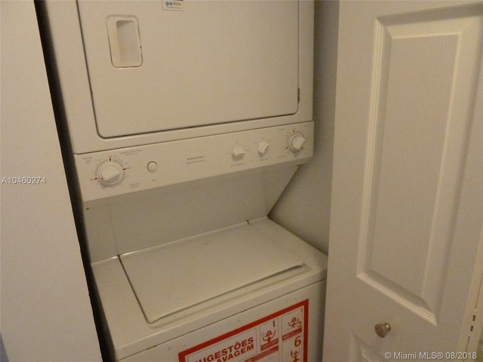 THE COURTS AT SOUTH BEACH - Residential Lease