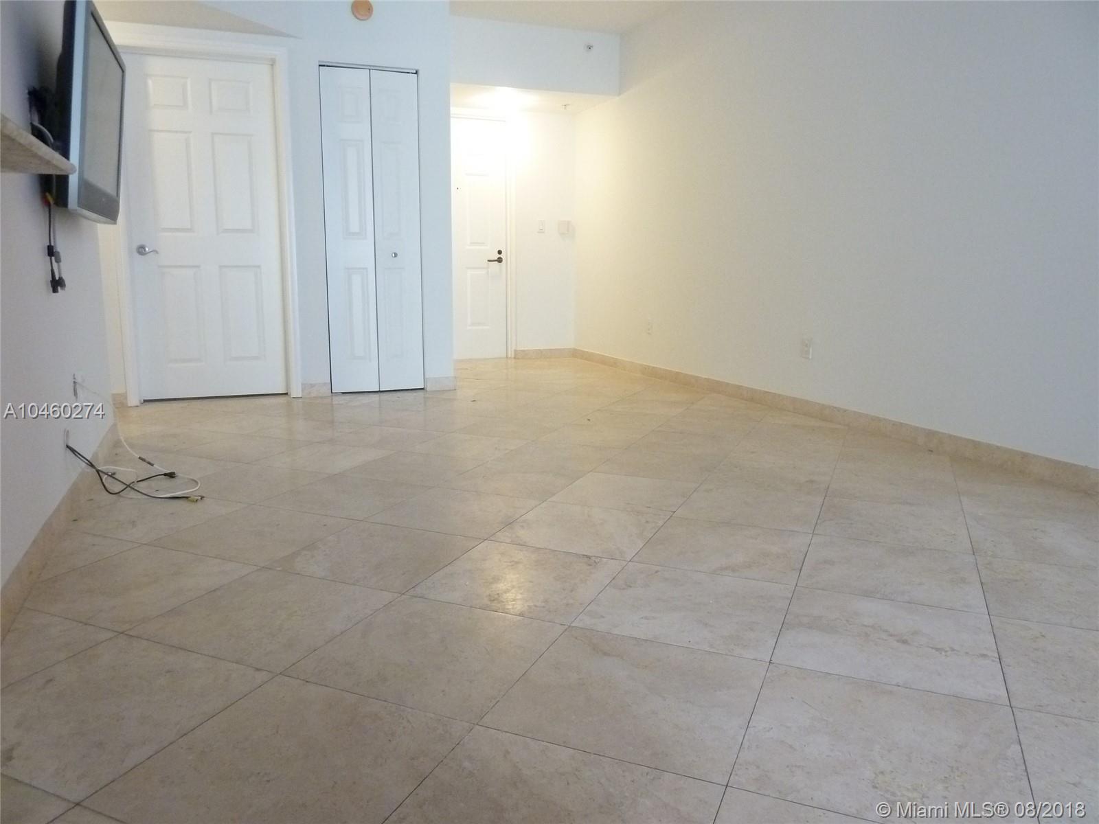 THE COURTS AT SOUTH BEACH - Residential Lease