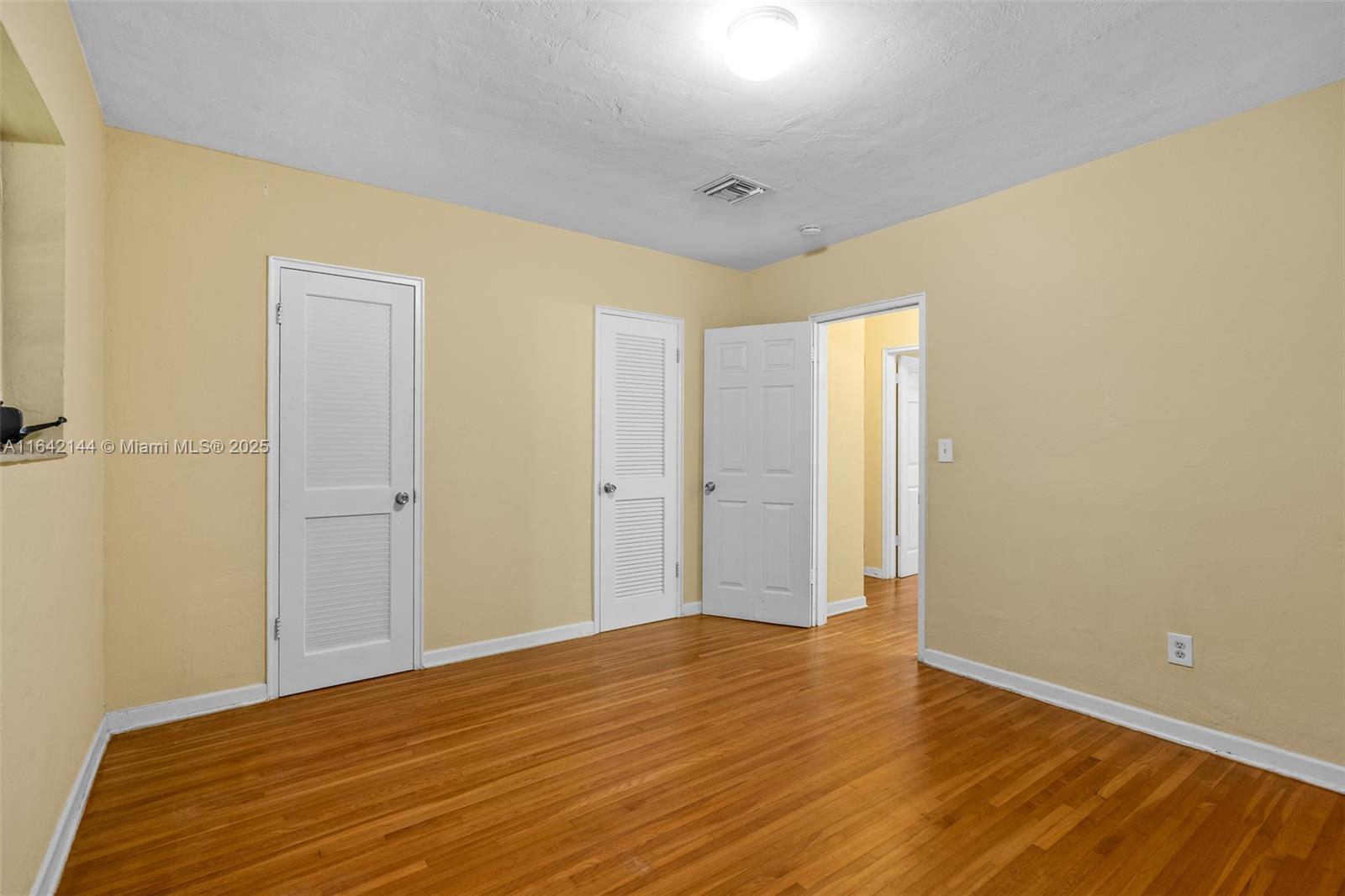 BLUE ROAD TERR - Residential