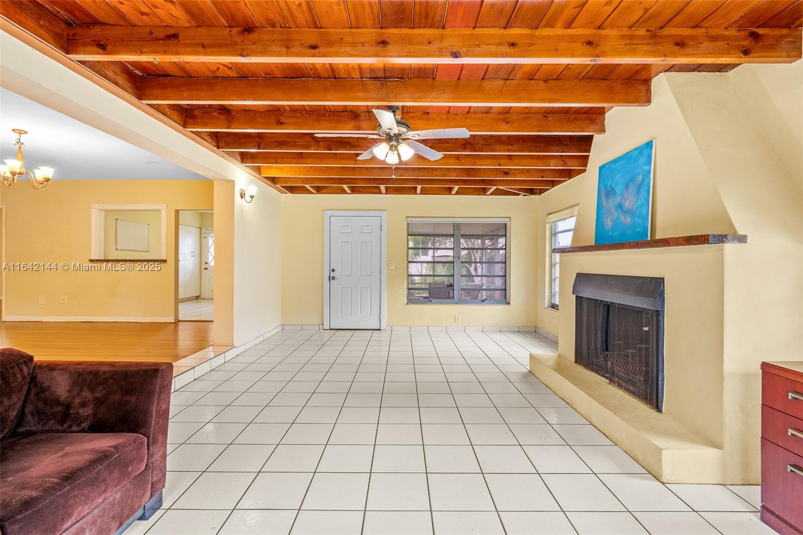 BLUE ROAD TERR - Residential