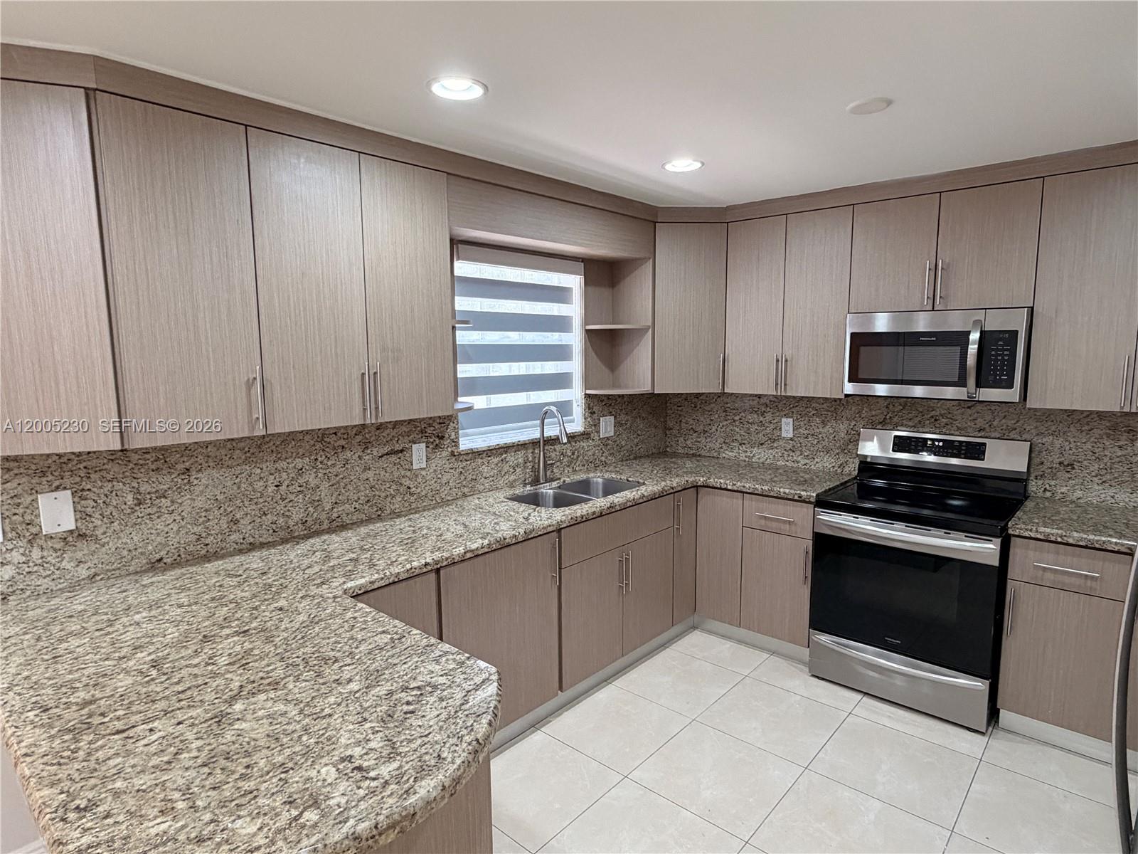 DRIFTWOOD ESTATES NO 2 - Residential Lease