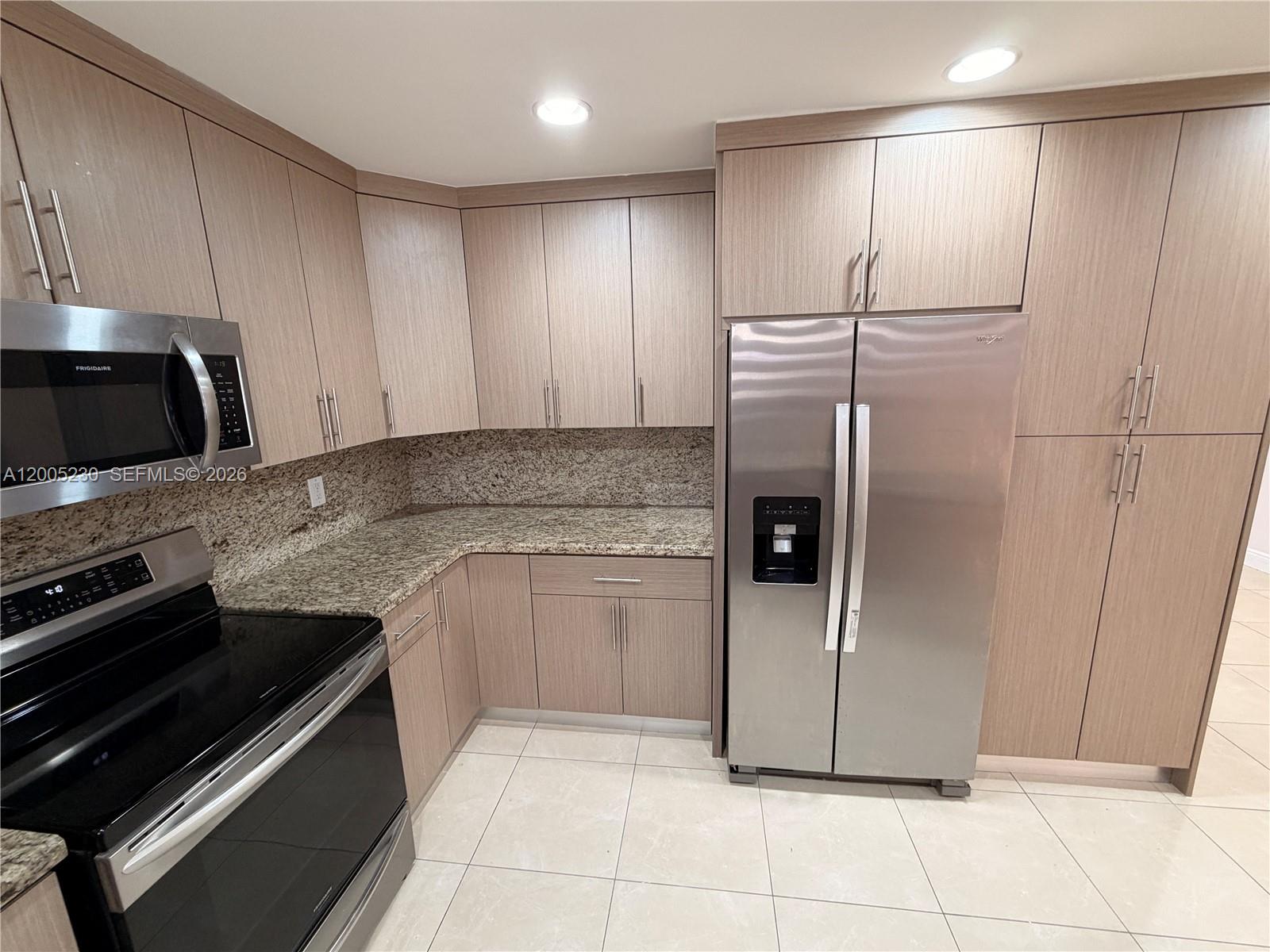 DRIFTWOOD ESTATES NO 2 - Residential Lease