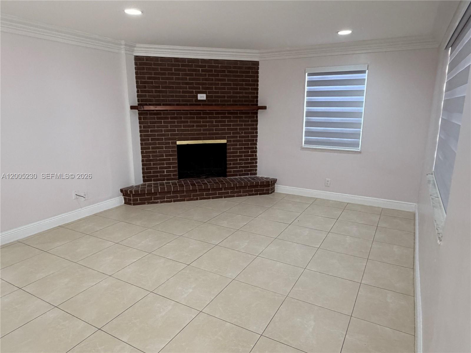 DRIFTWOOD ESTATES NO 2 - Residential Lease