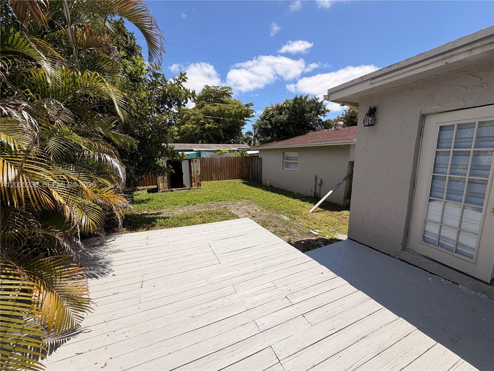 DRIFTWOOD ESTATES NO 2 - Residential Lease