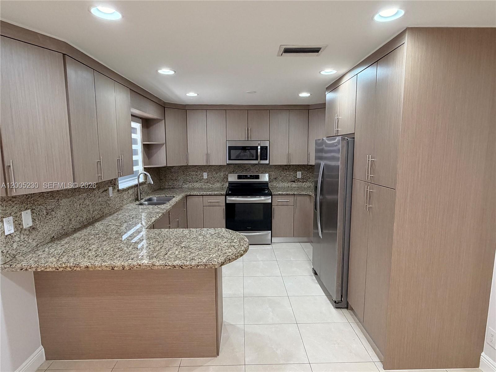 DRIFTWOOD ESTATES NO 2 - Residential Lease
