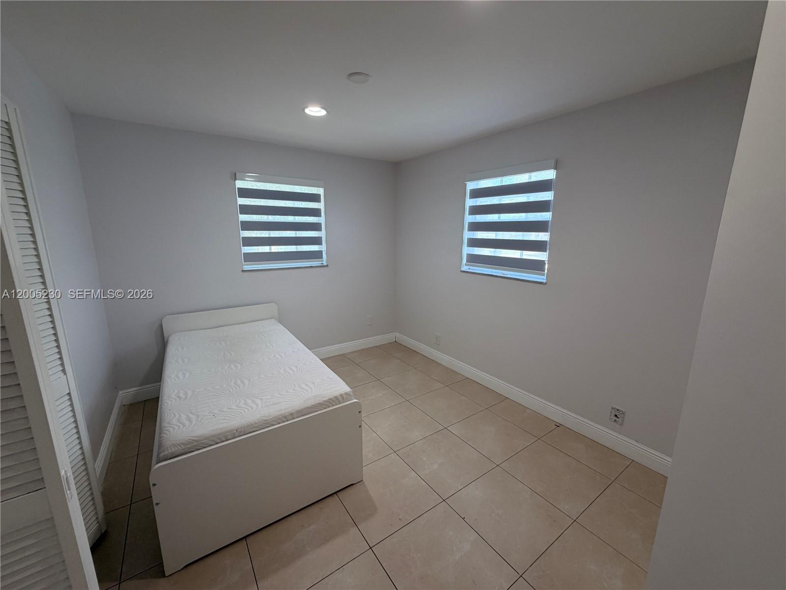 DRIFTWOOD ESTATES NO 2 - Residential Lease