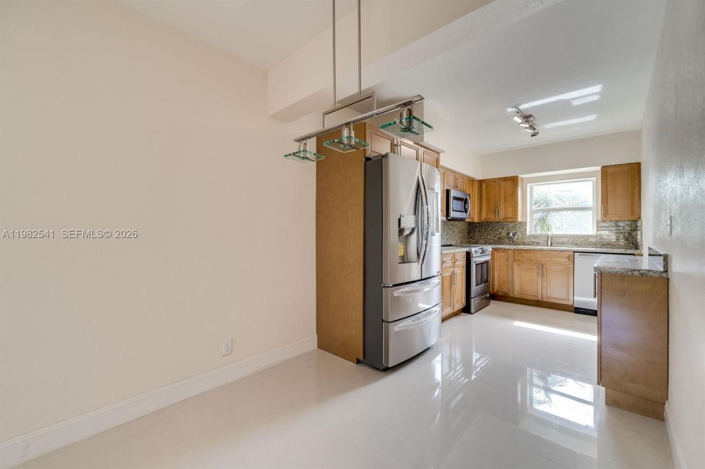 Photo of 2600 S Ocean Dr #S314, Hollywood, FL 33019 (MLS # A11982541)