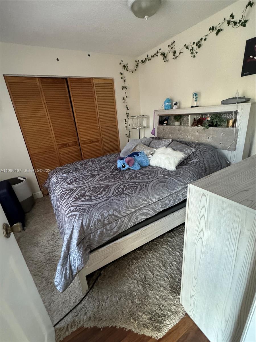 SUNSET VILLAS NO 3 CONDO - Residential