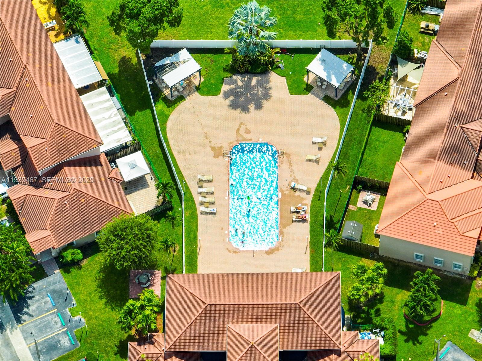 RIVERSIDE AT BISC NATL PK - Residential