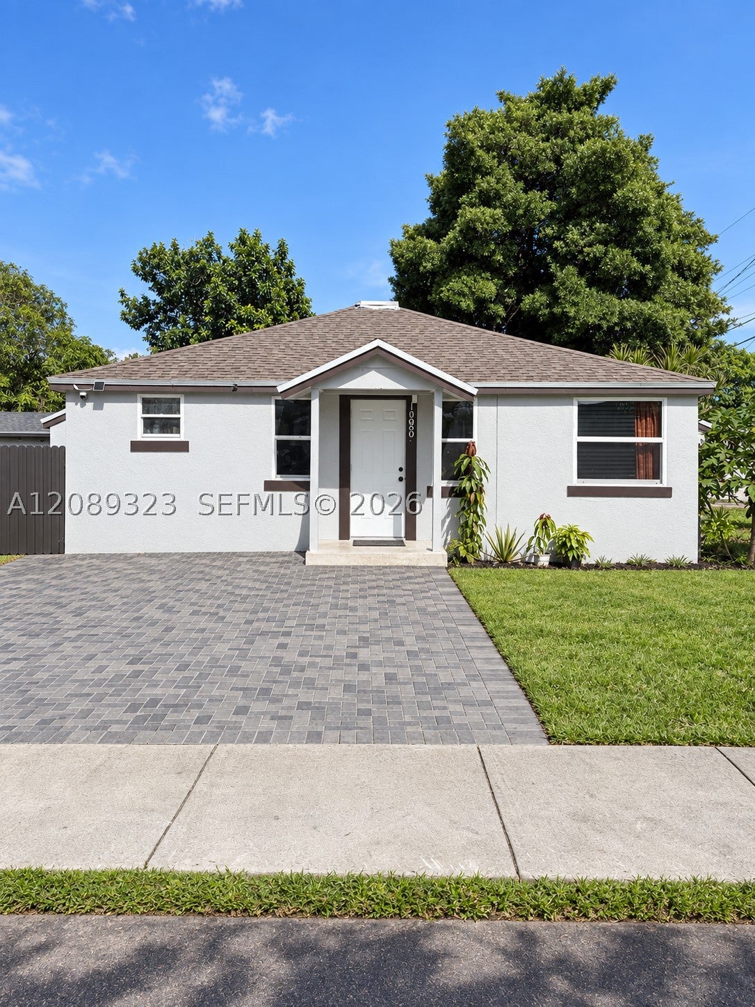 10805 NW 10th Ave