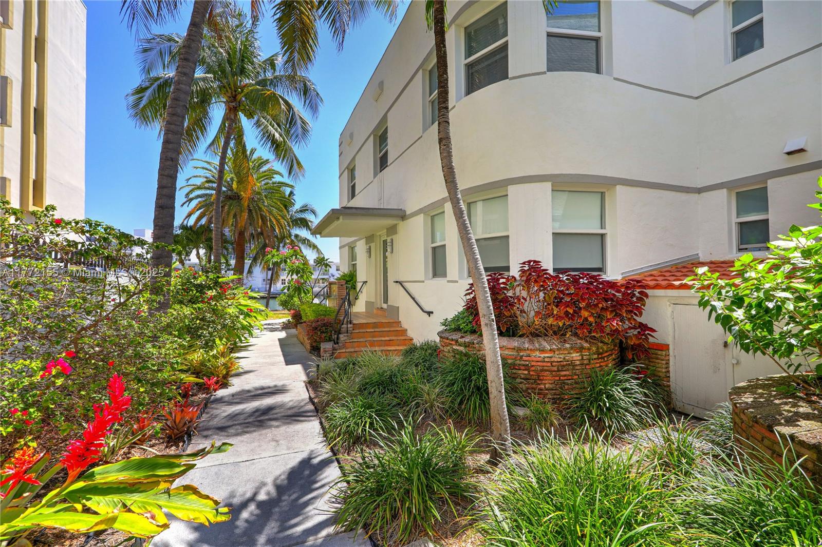 BAY COURT CONDO - Residential