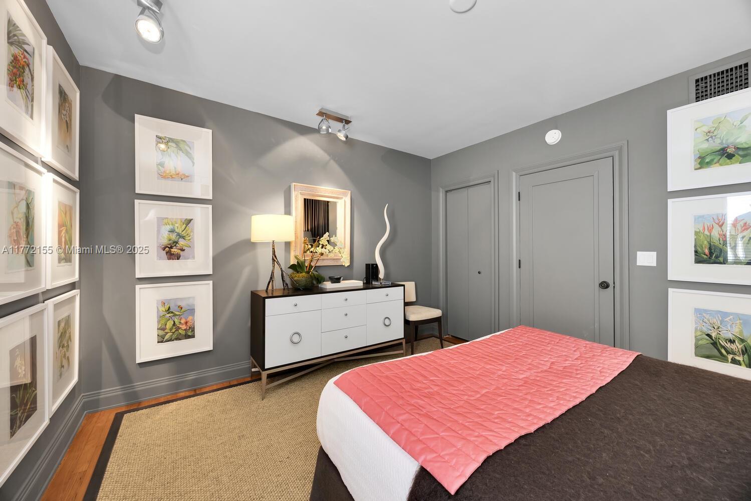 BAY COURT CONDO - Residential