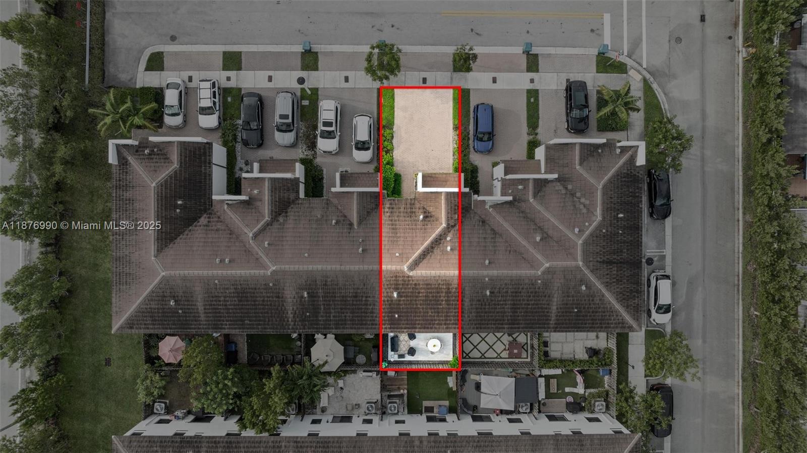 VIA VENTURE NEIGHBORHOOD - Residential