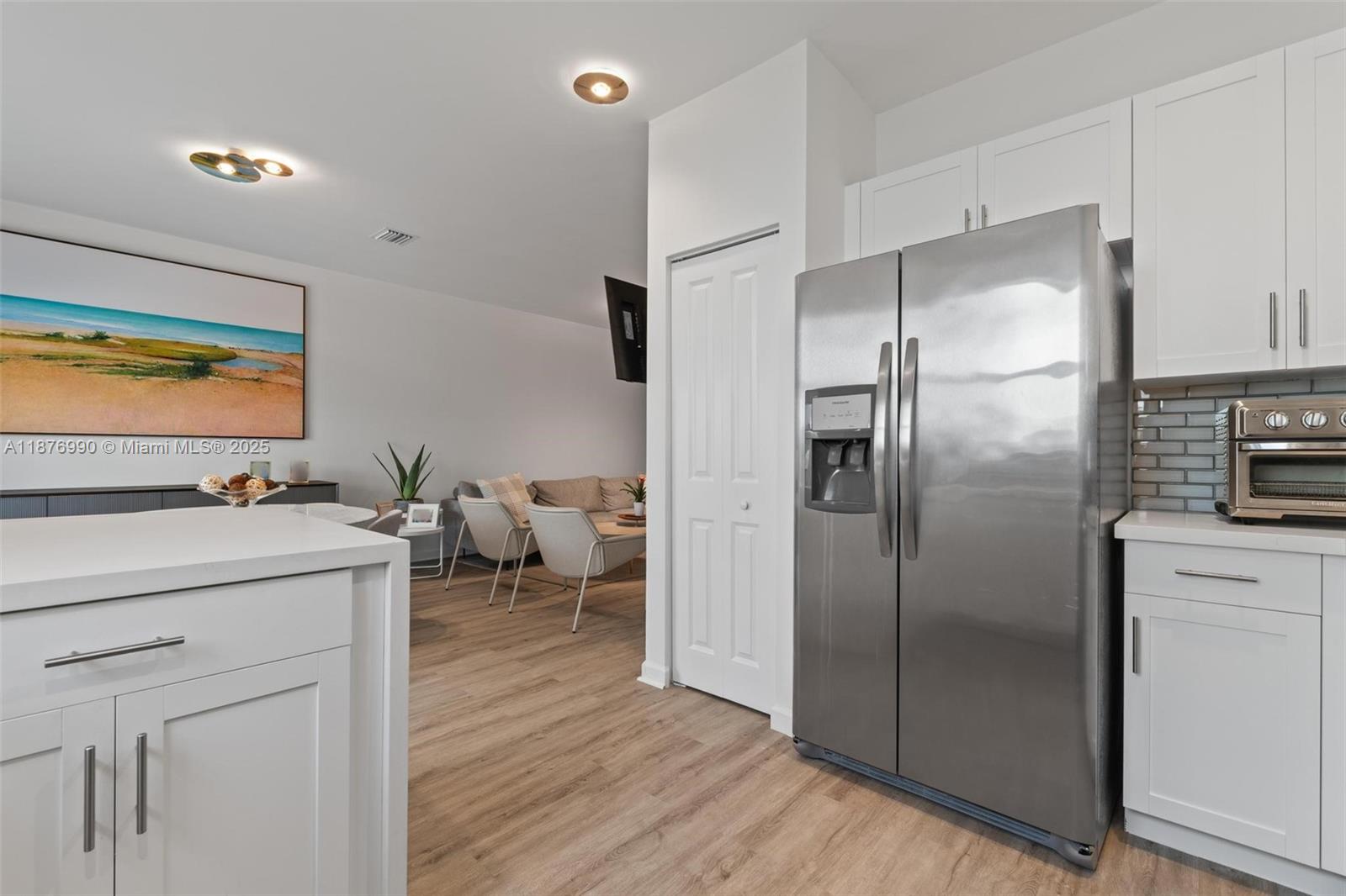 VIA VENTURE NEIGHBORHOOD - Residential