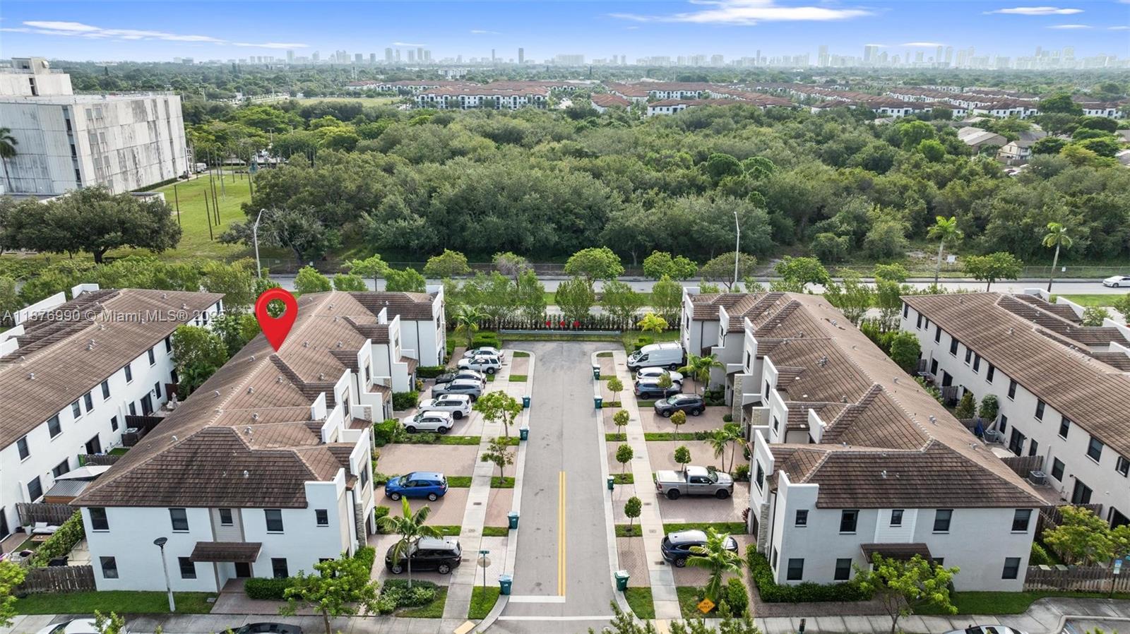 VIA VENTURE NEIGHBORHOOD - Residential