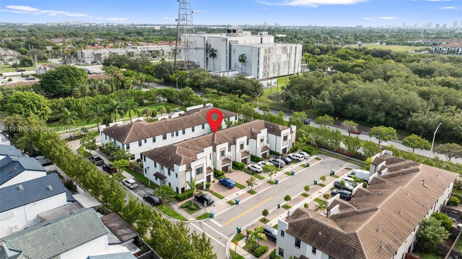 VIA VENTURE NEIGHBORHOOD - Residential