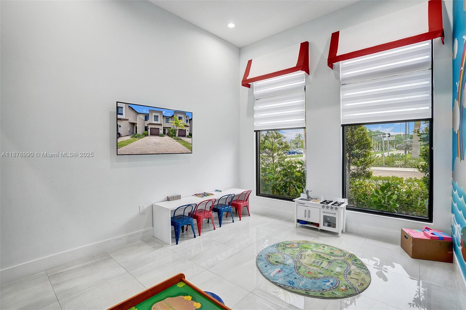 VIA VENTURE NEIGHBORHOOD - Residential