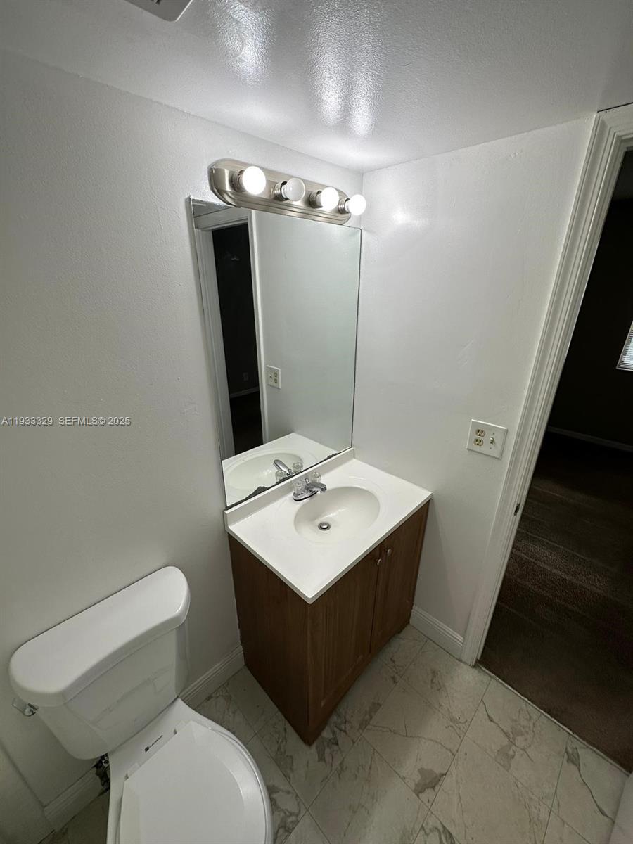 LAKEWOOD VILLAGE - Residential Lease