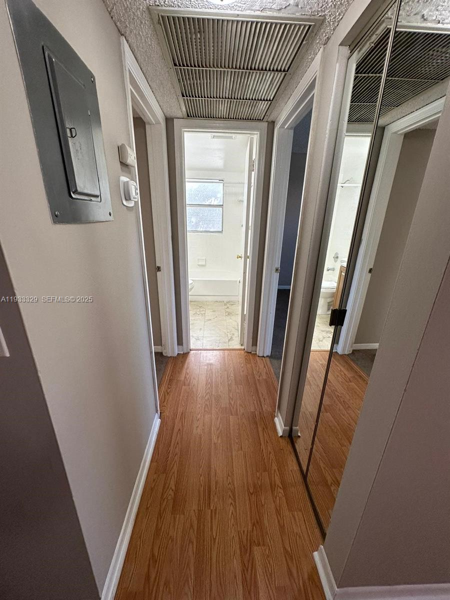 LAKEWOOD VILLAGE - Residential Lease