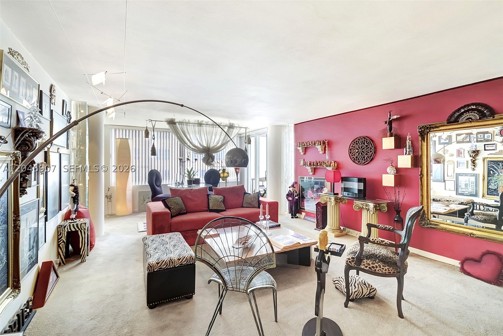 5005 Collins Ave 1224