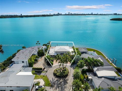 1990 NE 119th Rd North Miami FL 33181