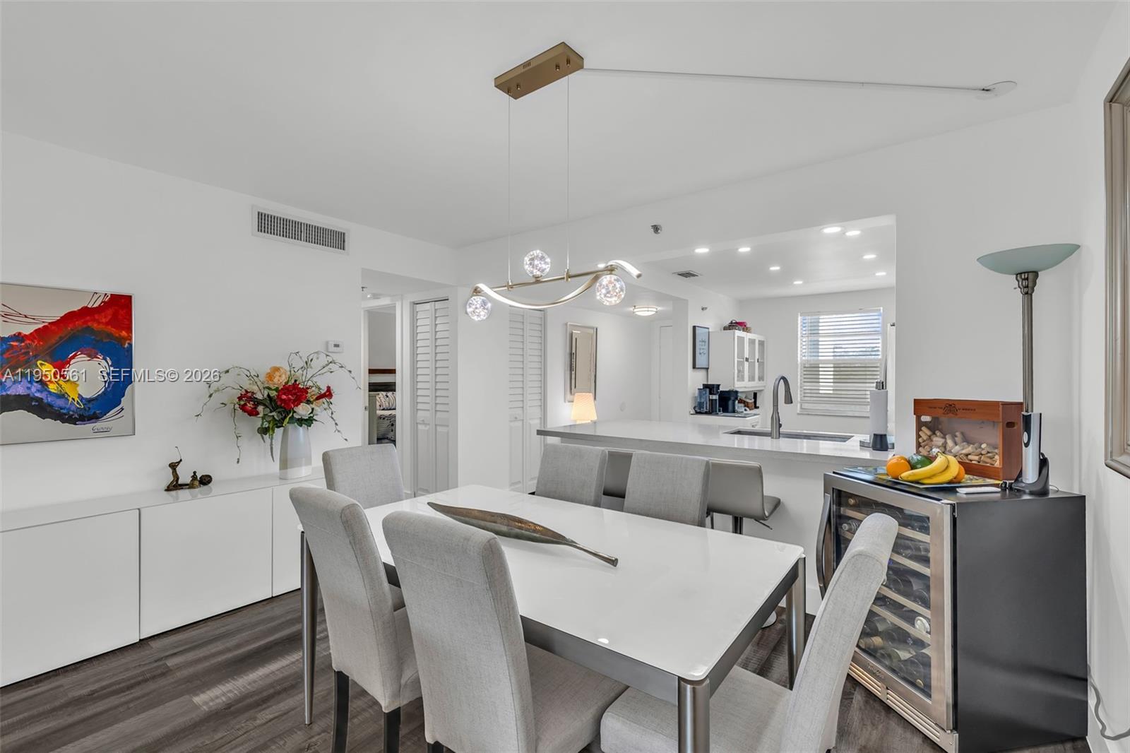 18TH HOLE AT INVERRARY CO - Residential