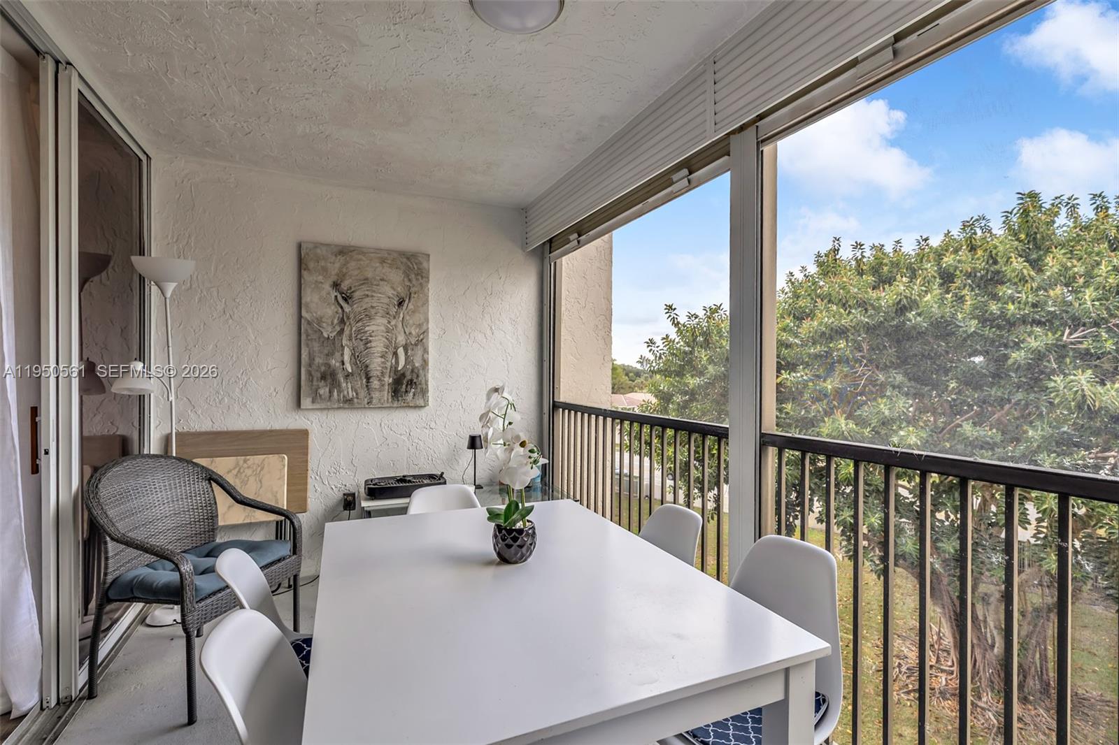 18TH HOLE AT INVERRARY CO - Residential