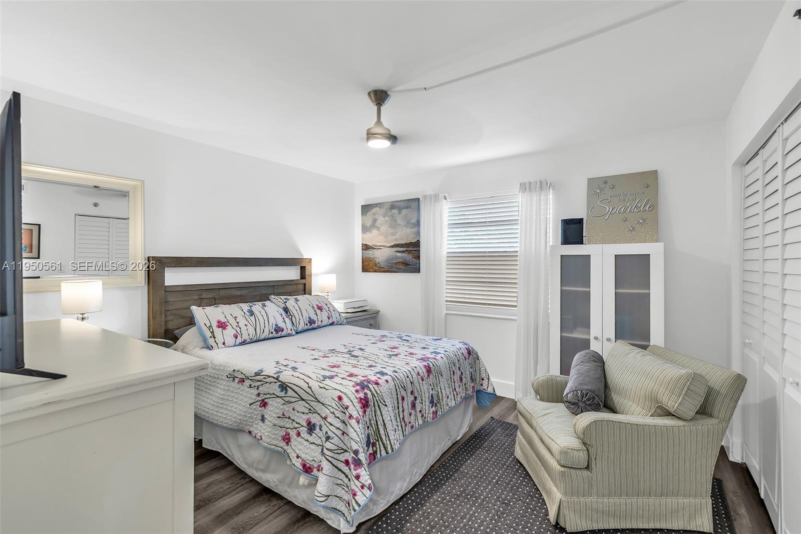 18TH HOLE AT INVERRARY CO - Residential