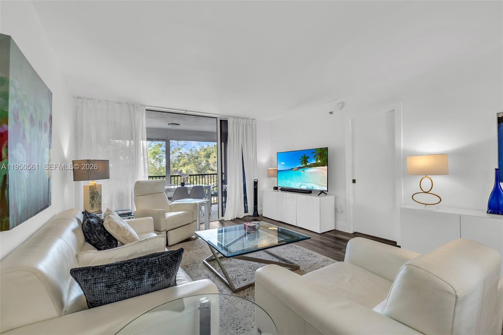 18TH HOLE AT INVERRARY CO - Residential