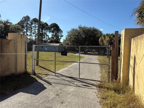 A home in Clewiston