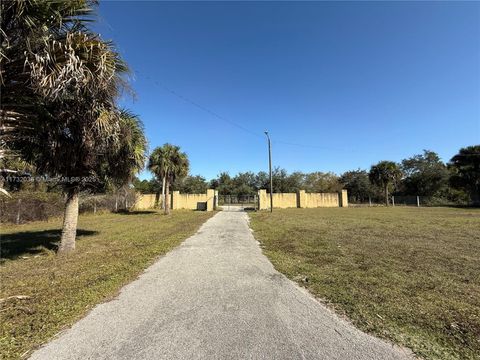 A home in Clewiston