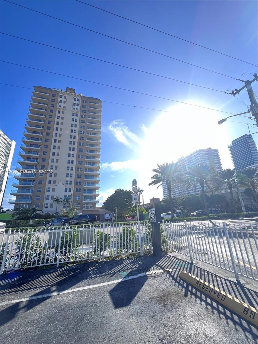 CHELSEA BAYVIEW CONDO - Residential Lease