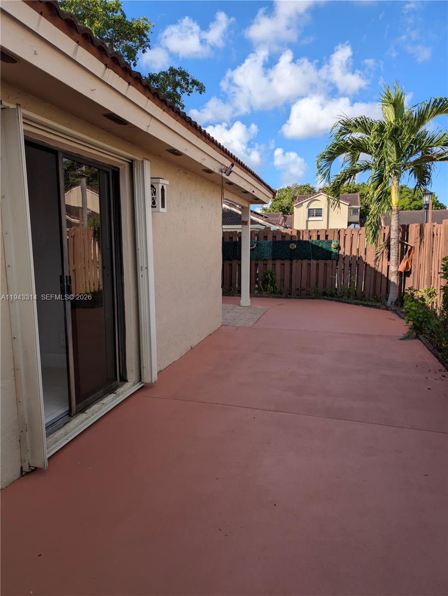 VILLA HOMES AT THE MOORS - Residential