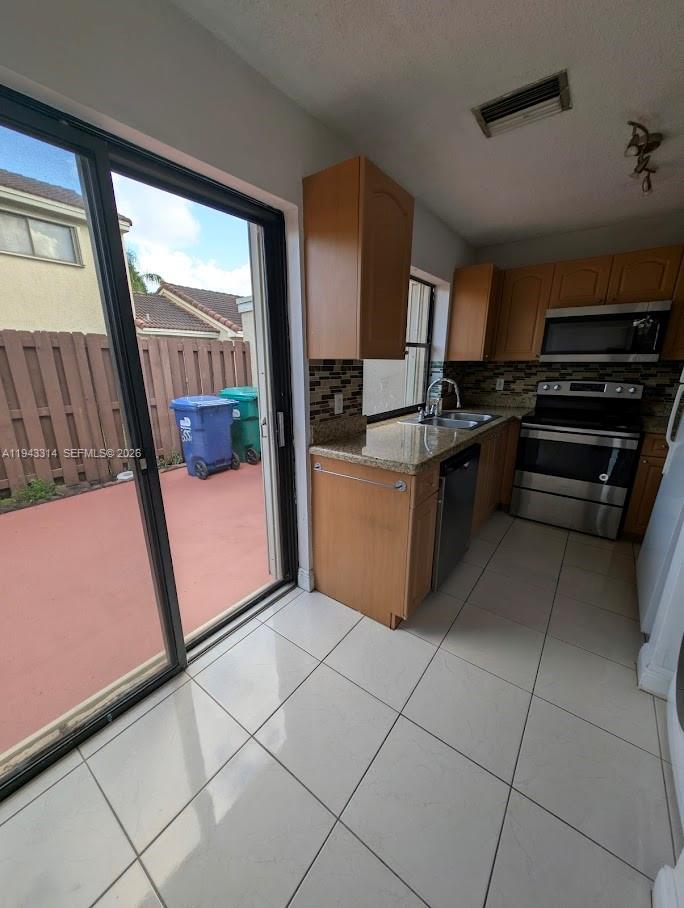 VILLA HOMES AT THE MOORS - Residential