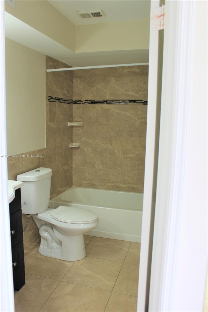 SUNDANCE AT DAVIE CONDO - Residential Lease