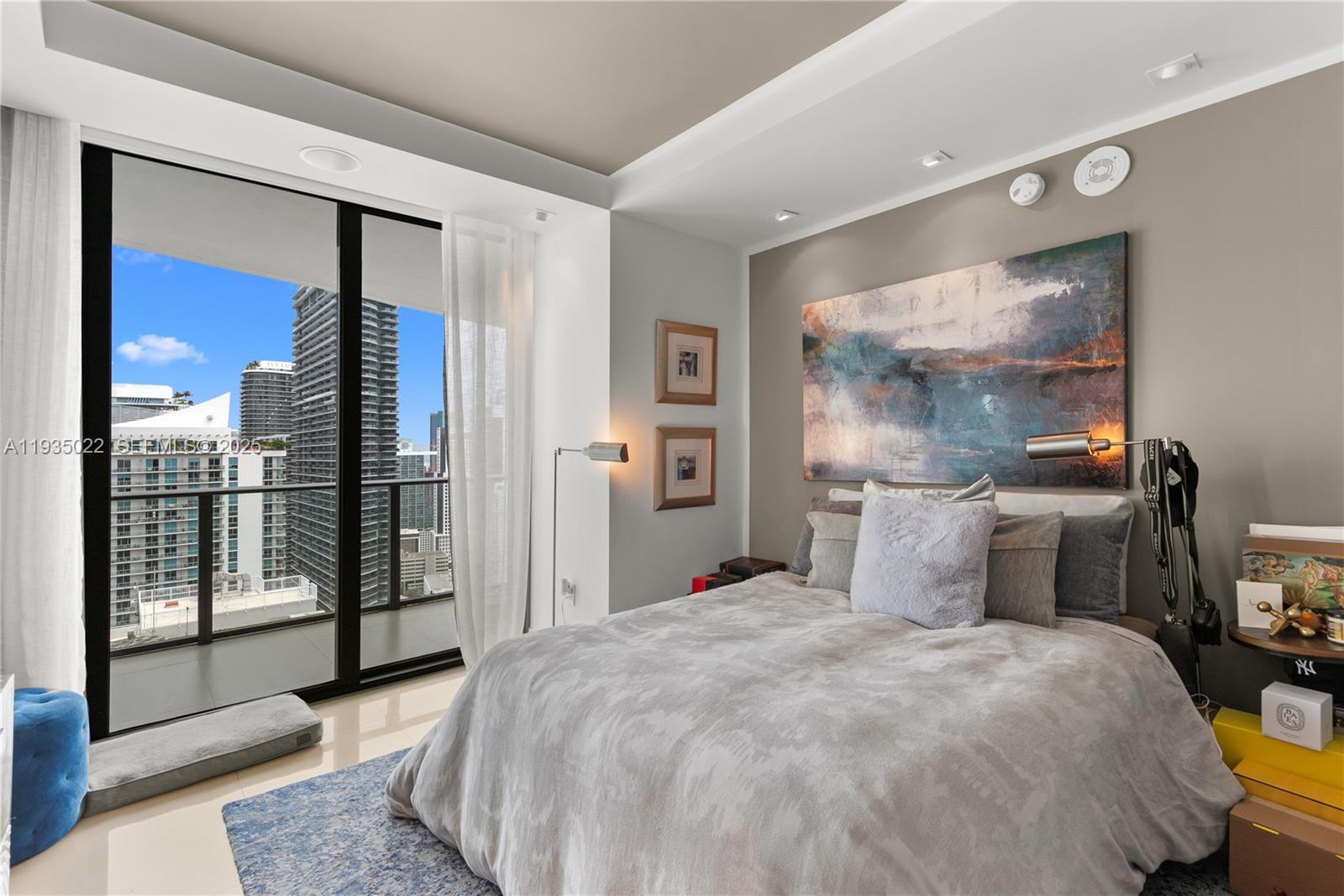 1300 S MIAMI AVENUE CONDO - Residential