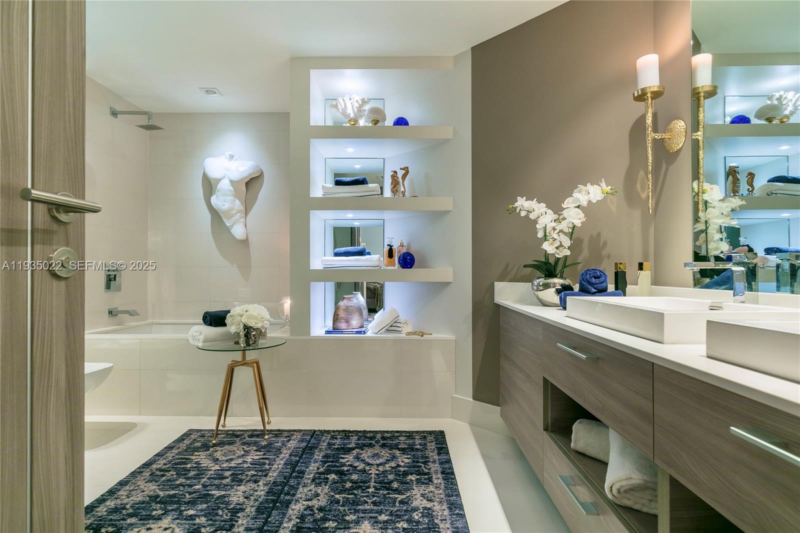 1300 S MIAMI AVENUE CONDO - Residential