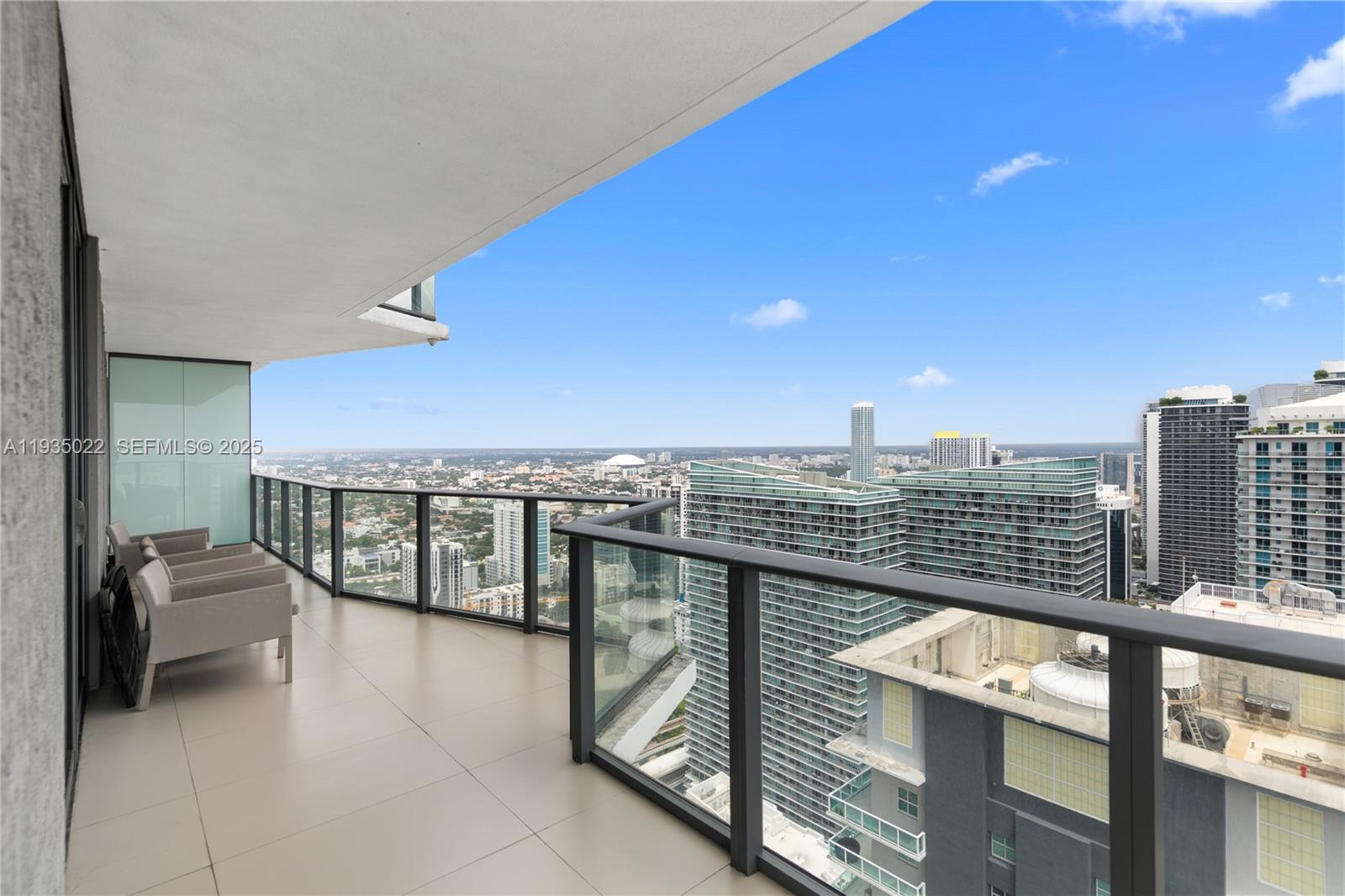 1300 S MIAMI AVENUE CONDO - Residential