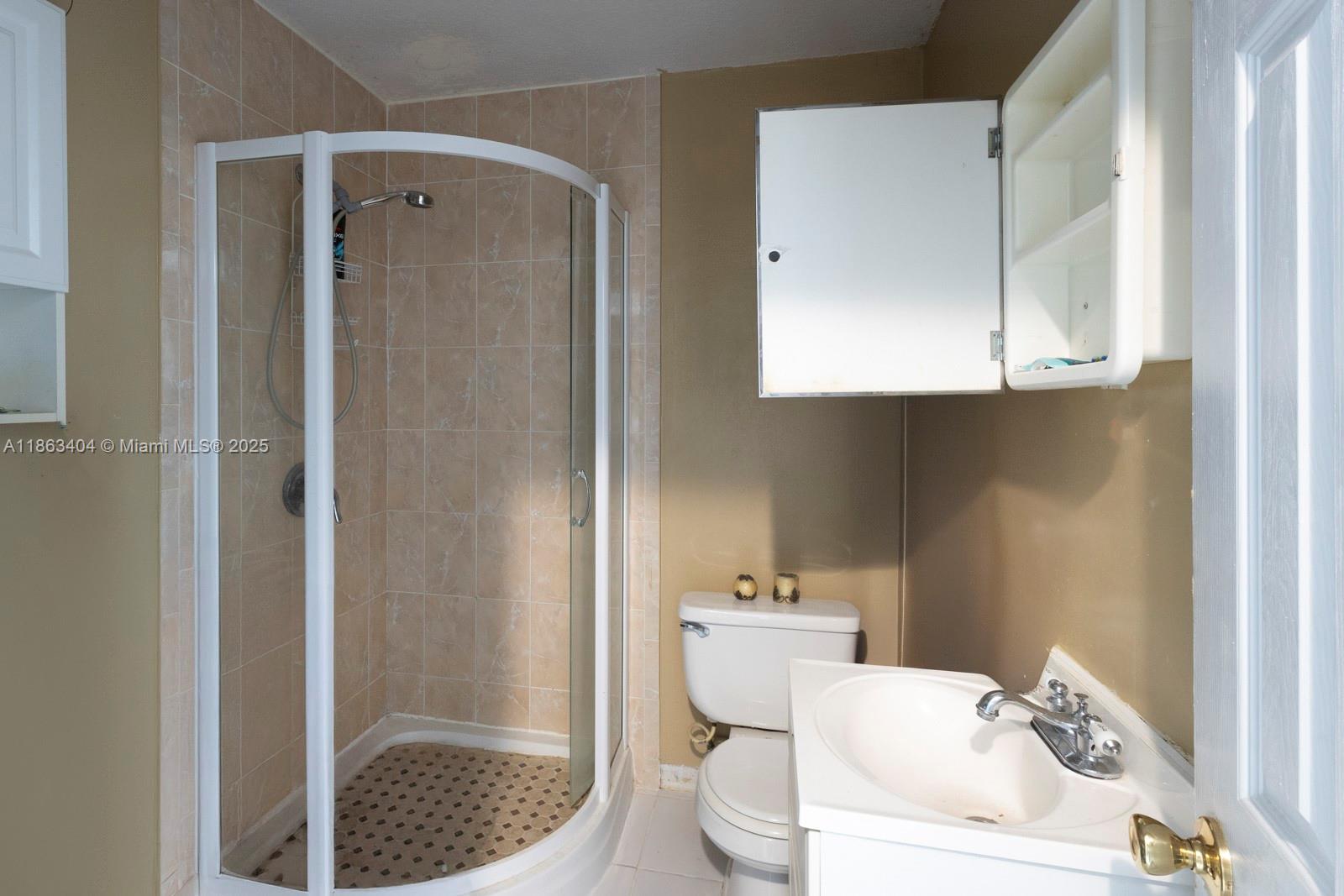 MAJESTIC HOMES - Residential