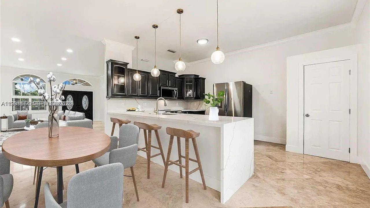 DUNWOODIE AT KEYS GATE - Residential Lease