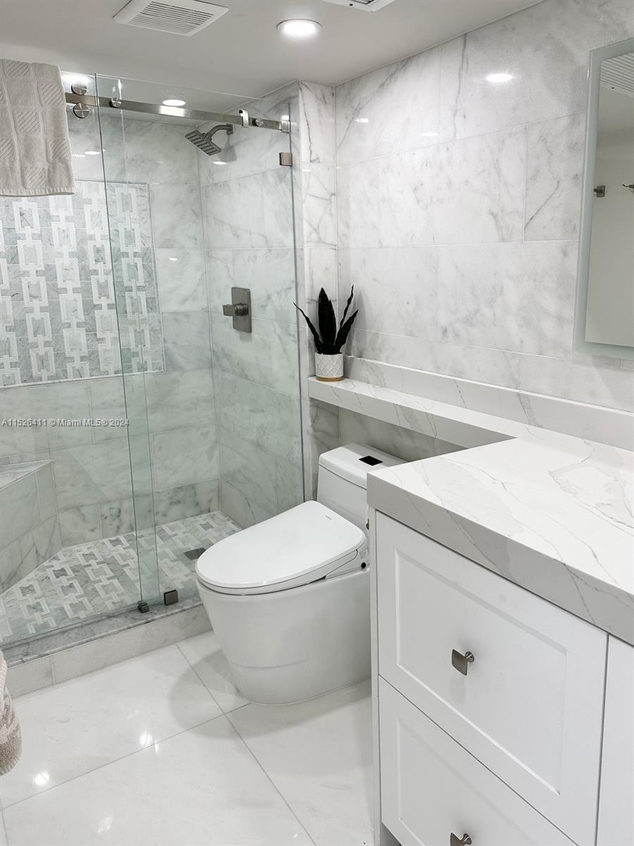 ARLEN BEACH CONDO - Residential Lease