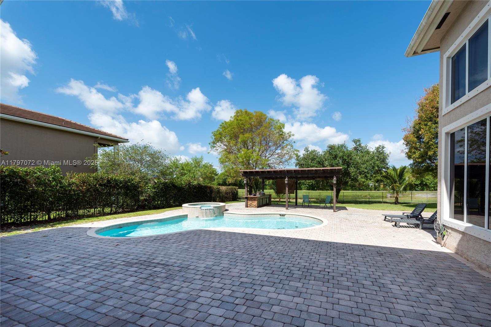 3469 Gulfstream Way